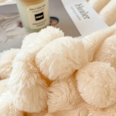 Coperta Morbida in Flanella e Pelliccia Sintetica – Calda e Accogliente per Divano, Sonno e Campeggio