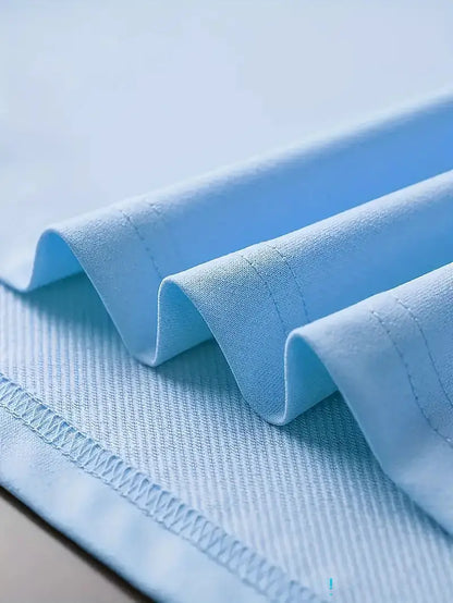 CALVIN Maglietta Casual da Uomo Nera con Grafica di Lettere Audaci - Girocollo in Poliestere Morbido per Abbigliamento Estivo Urbano, Lavabile in Macchina per l'Uso Quotidiano